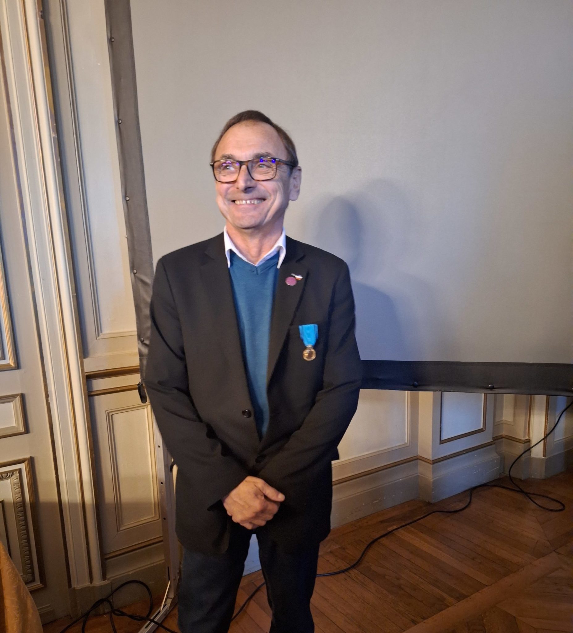 Médaille Française En Bronze - Haut Commissaire à La Jeunesse Et Aux Sports S. Maloubier